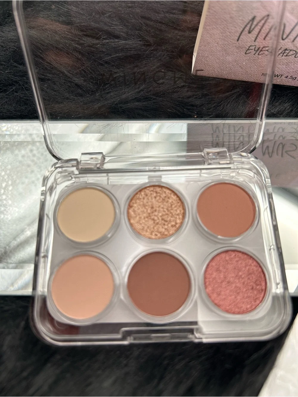 Mini Muse Eyeshadow Palette - Pink Neutral Set & Eyeshadow Brush Retail $33